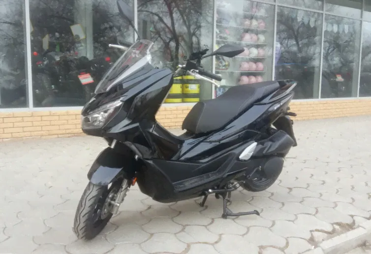 Скутер VENTO PCX